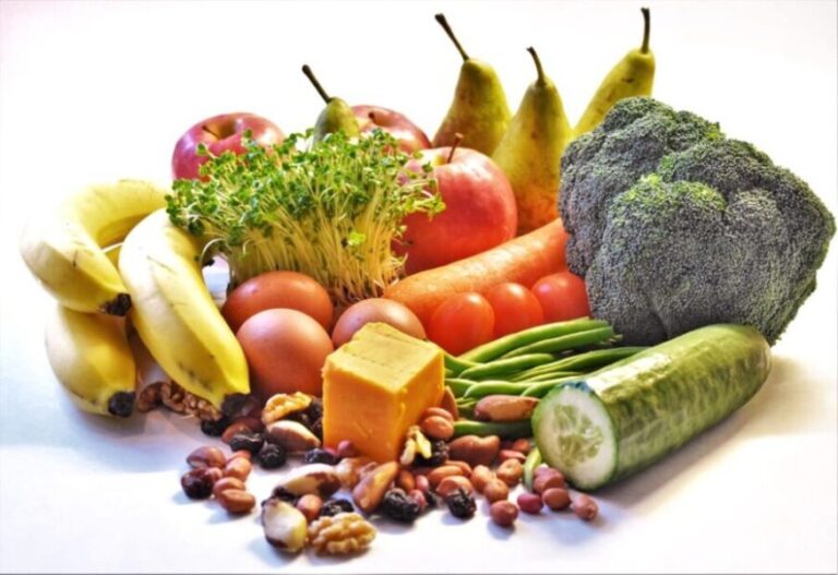 10 Foods to Improve Ear Health